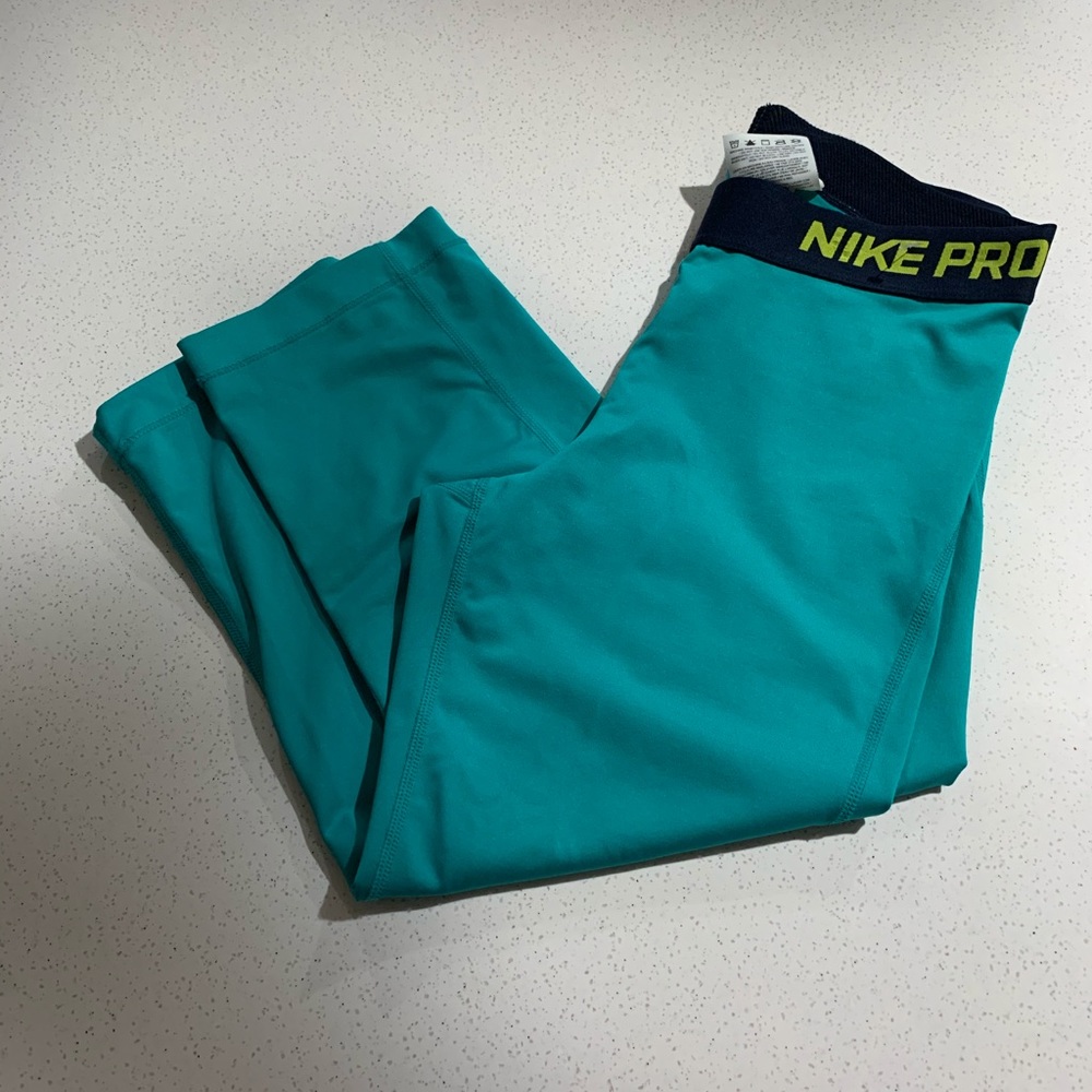 Nike pro Capri leggings